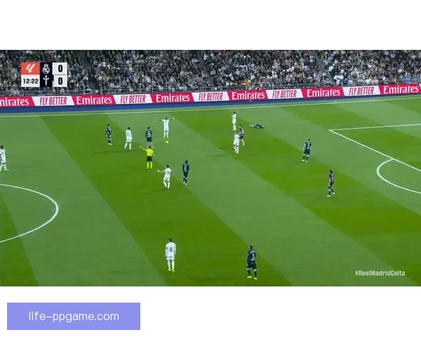 西甲第十三轮爆冷夜埃尔切顽强逼平皇家马德里二比二战平豪门 西甲第十三轮爆冷夜埃尔切顽强逼平皇家马德里二比二战平豪门